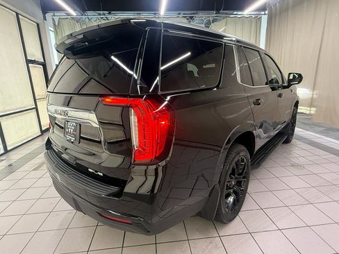Certified 2023 GMC Yukon SLE AWD/4WD image 5