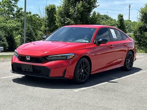 Used 2025 Honda Civic Sport image 1