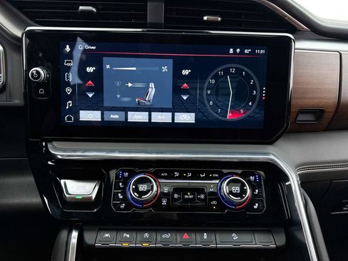 Used 2025 GMC Sierra 1500 Denali Ultimate image 24