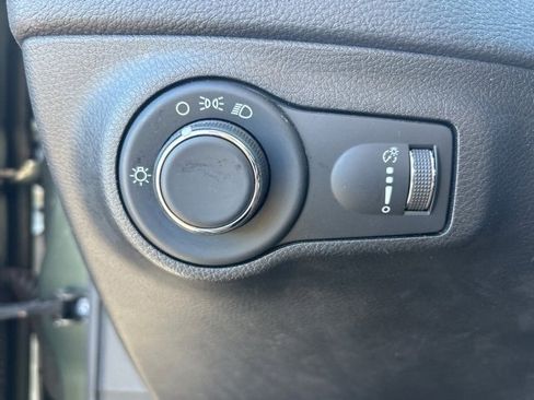 Used 2020 Jeep Compass Sport w/ Safety & Security Group image 13