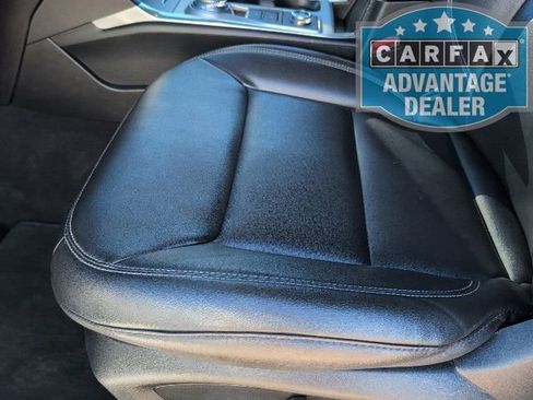 Used 2022 Ford Explorer XLT w/ Equipment Group 202A image 14