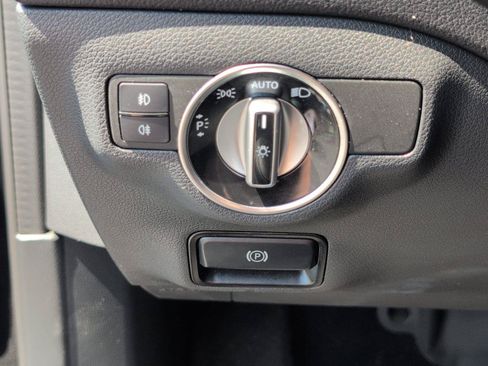 Used 2020 Mercedes-Benz GLA 250 4MATIC image 31