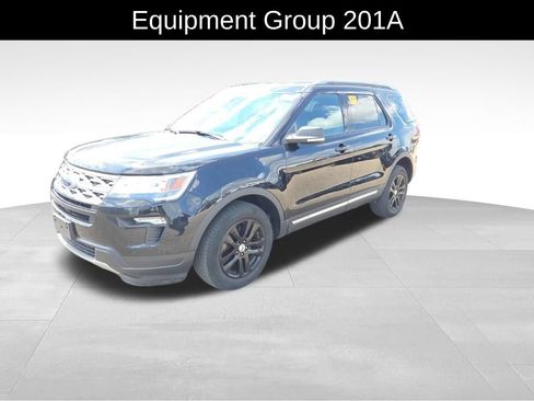 Used 2019 Ford Explorer XLT AWD/4WD image 7