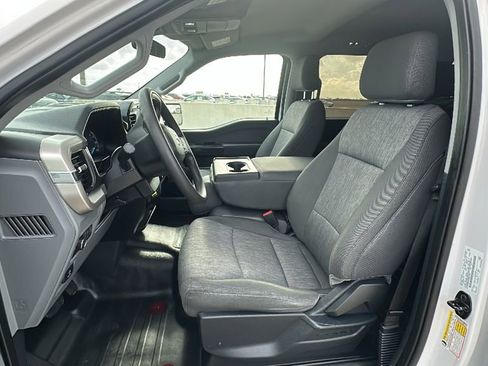 Used 2021 Ford F150 XL w/ Trailer Tow Package image 4