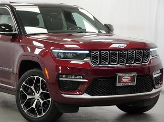 Used 2022 Jeep Grand Cherokee Summit AWD/4WD video 3