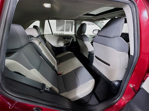 Used 2022 Toyota RAV4 XLE image 26