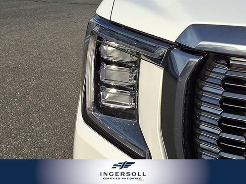 Used 2024 GMC Yukon Denali Ultimate image 12