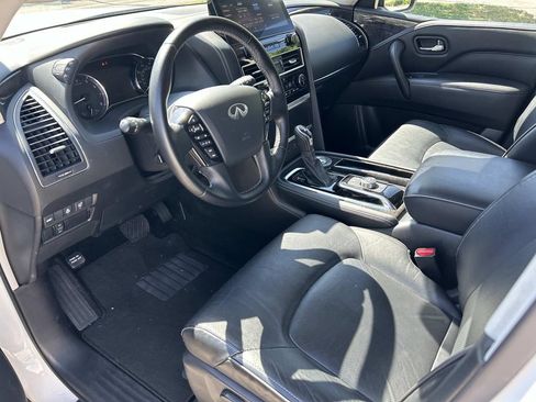 Used 2024 INFINITI QX80 Luxe RWD image 16