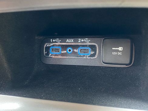 Used 2019 Jeep Grand Cherokee Limited RWD image 36