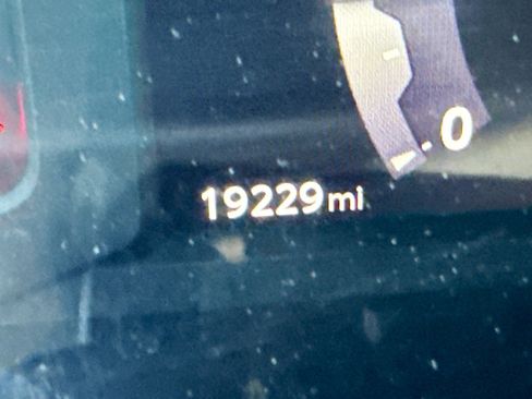 Used 2024 Toyota Tacoma SR5 w/ SR5 Upgrade Package image 37