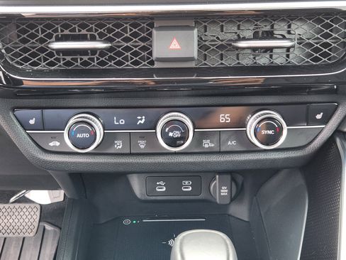 Certified 2025 Acura ADX AWD image 21