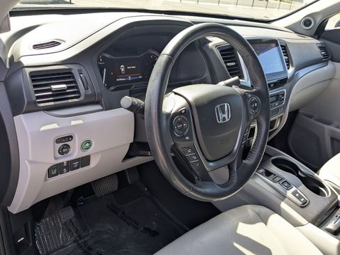 Used 2020 Honda Ridgeline RTL image 16