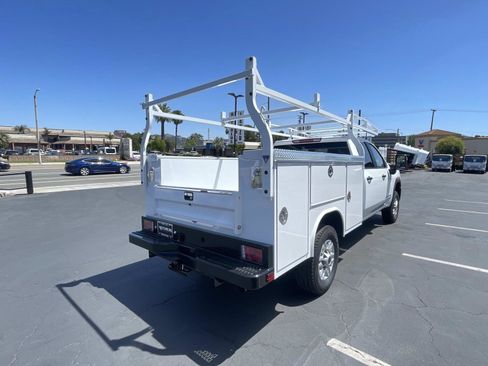 New 2026 GMC Sierra 2500 Pro w/ Convenience Package image 4