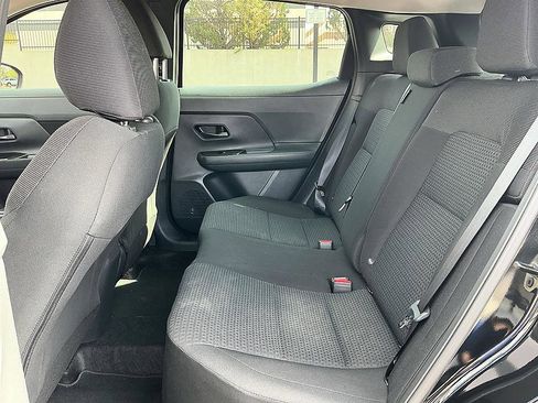 Certified 2025 Nissan Kicks S image 22