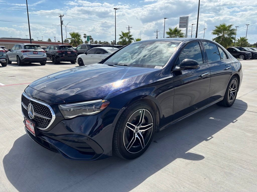 Used 2024 Mercedes-Benz E 450 4MATIC Sedan image 3