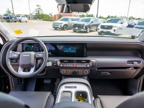 New 2026 Hyundai Palisade SEL Premium FWD image 13