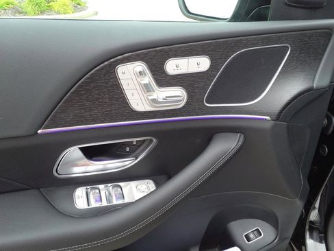 Used 2025 Mercedes-Benz GLE 350 4MATIC image 13