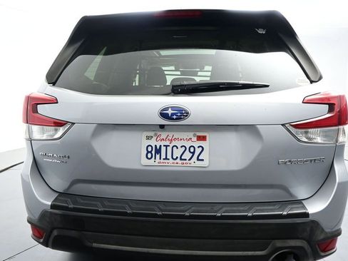 Used 2019 Subaru Forester Premium w/ All-Weather Package AWD/4WD image 14