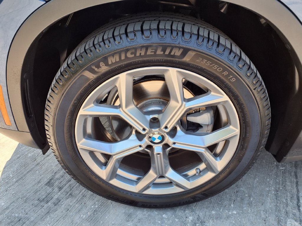 Used 2023 BMW X3 sDrive30i w/ Premium Package RWD image 9
