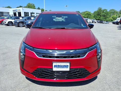 New 2027 Chrysler Pacifica Select FWD image 9