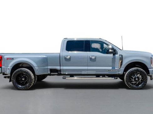 Used 2024 Ford F350 Lariat w/ Chrome Package AWD/4WD image 6