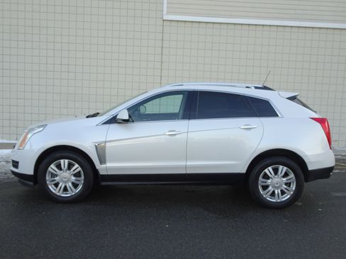 Used 2015 Cadillac SRX Luxury w/ Trailering Package image 4