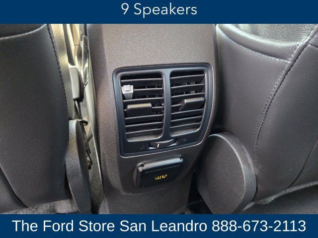Certified 2017 Ford C-MAX Energi Titanium FWD image 16