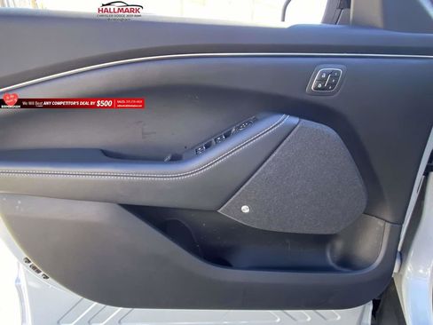Used 2023 Ford Mustang Mach-E Premium image 13