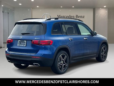 New 2026 Mercedes-Benz GLB 250 4MATIC image 6