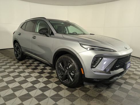 New 2025 Buick Envision Sport Touring image 5