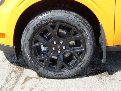 New 2026 Ford Maverick Lariat AWD/4WD image 4