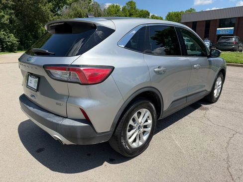 Used 2021 Ford Escape SE FWD image 5