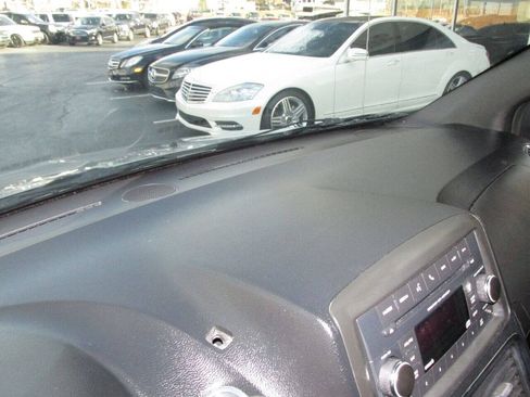 Used 2017 Dodge Grand Caravan SXT FWD image 49