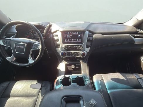 Used 2019 GMC Yukon SLT w/ Open Road Package AWD/4WD image 19