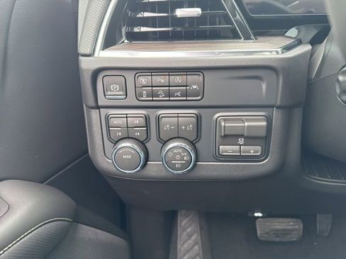 New 2026 Chevrolet Tahoe Premier AWD/4WD image 18