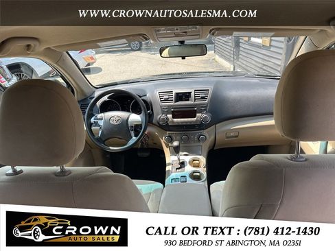 Used 2012 Toyota Highlander 4WD w/ Tech Pkg image 12