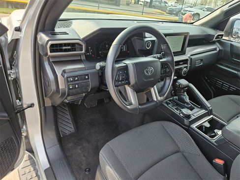 Used 2025 Toyota 4Runner SR5 image 13