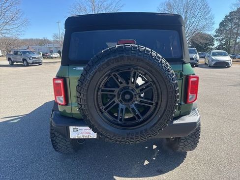 Used 2022 Ford Bronco Black Diamond image 4