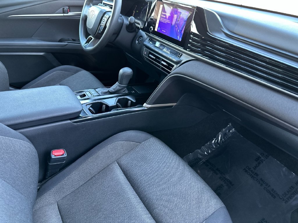 Used 2025 Toyota Camry LE FWD image 14