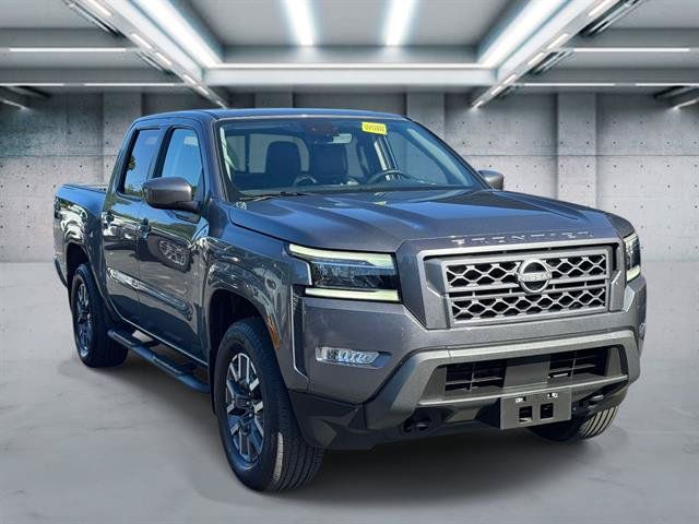 Used 2024 Nissan Frontier SL w/ Technology Package AWD/4WD image 2