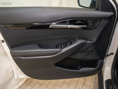 Used 2025 Kia Seltos S image 11