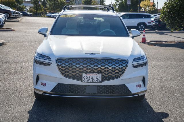 Used 2025 Genesis Electrified GV70 AWD/4WD image 7