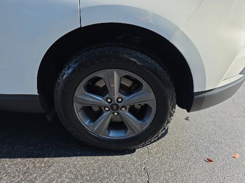 Certified 2022 Ford Edge SEL w/ Sport Appearance Package image 20