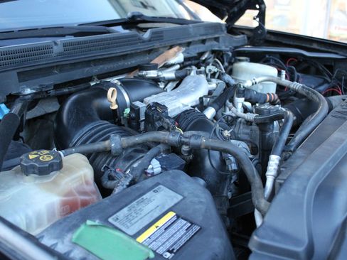 Used 2016 GMC Sierra 2500 Denali w/ Duramax Plus Package image 29