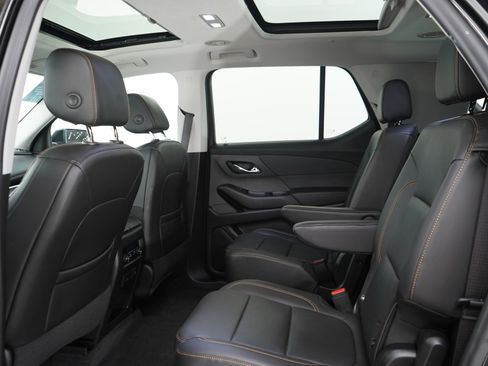 Used 2021 Chevrolet Traverse RS w/ LPO, Floor Liner Package image 16