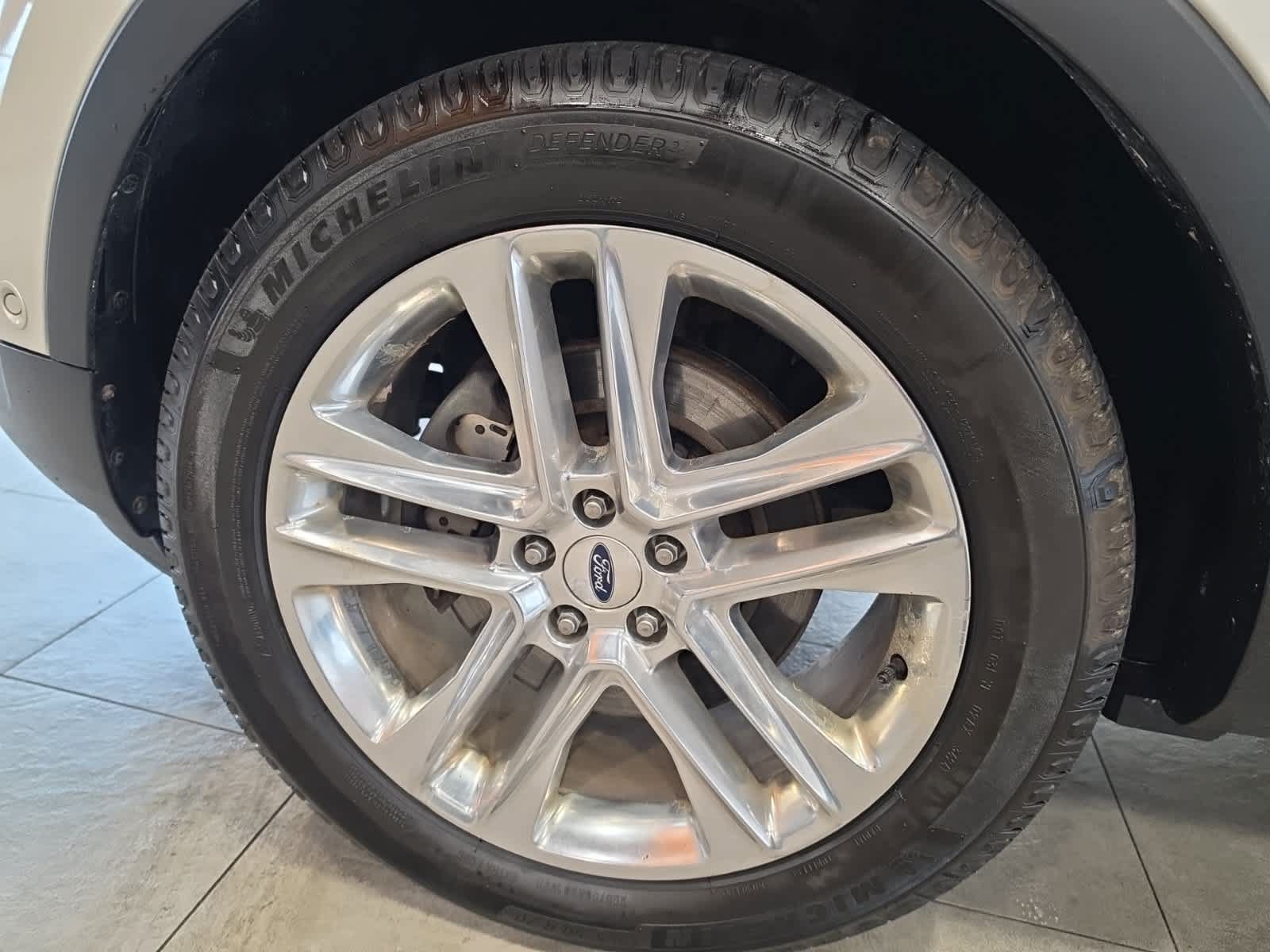 Used 2016 Ford Explorer Limited w/ Equipment Group 301A AWD/4WD image 15