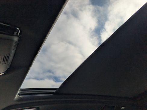 Used 2019 BMW X3 xDrive30i w/ Driving Assistance Package image 27