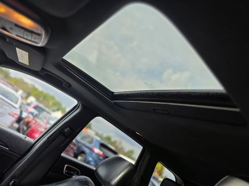 Used 2014 Jeep Grand Cherokee Limited image 13