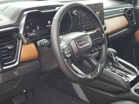 Certified 2026 GMC Canyon AT4 w/ Technology Plus Package AWD/4WD image 11