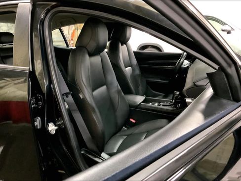 Used 2020 MAZDA MAZDA3 AWD Sedan w/ Select Package image 8